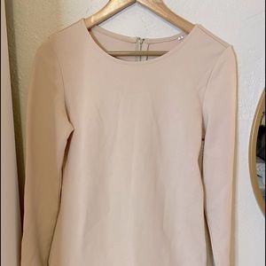 dress color between cream and pink thick fabric is size S
